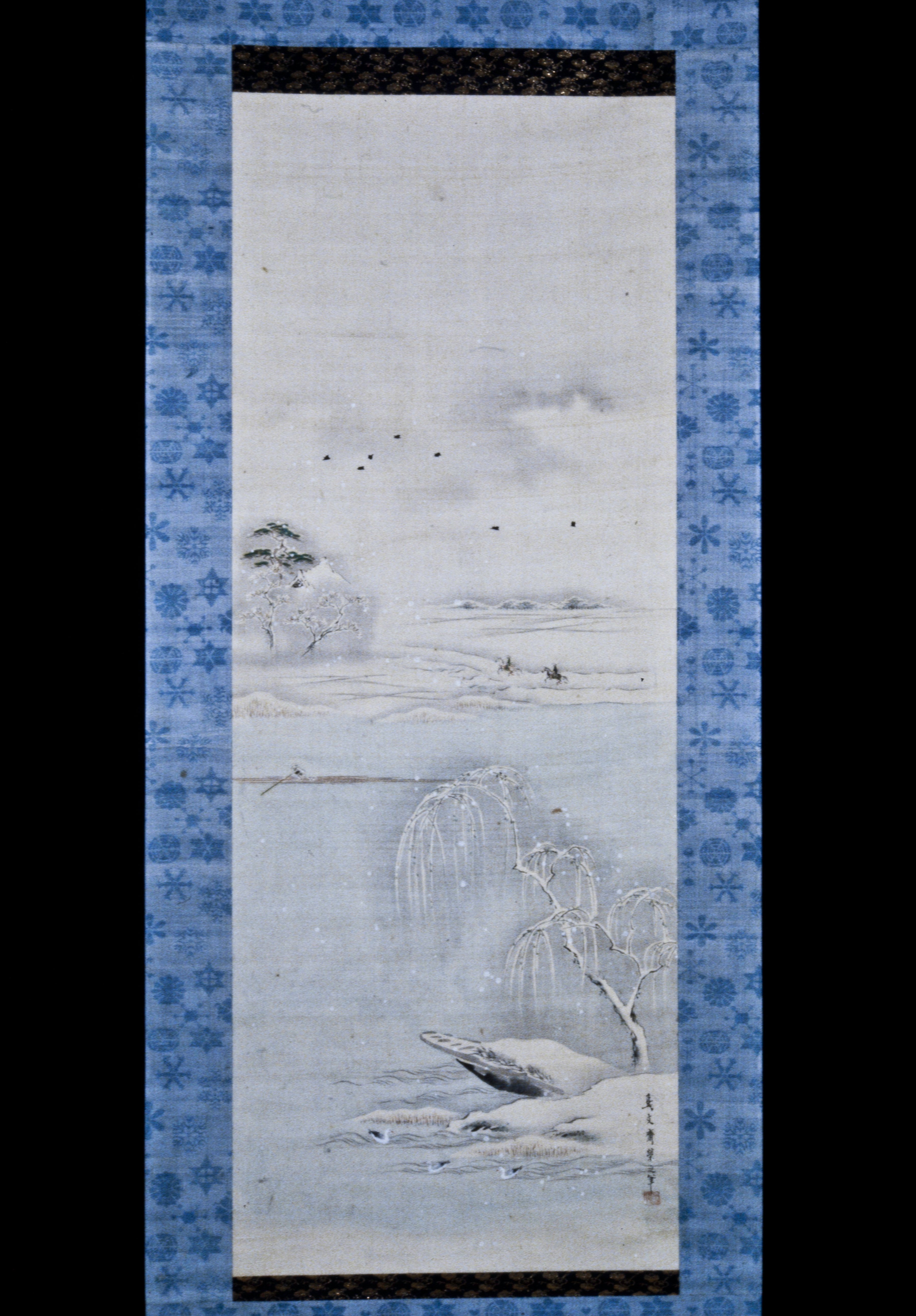 雪の川景色