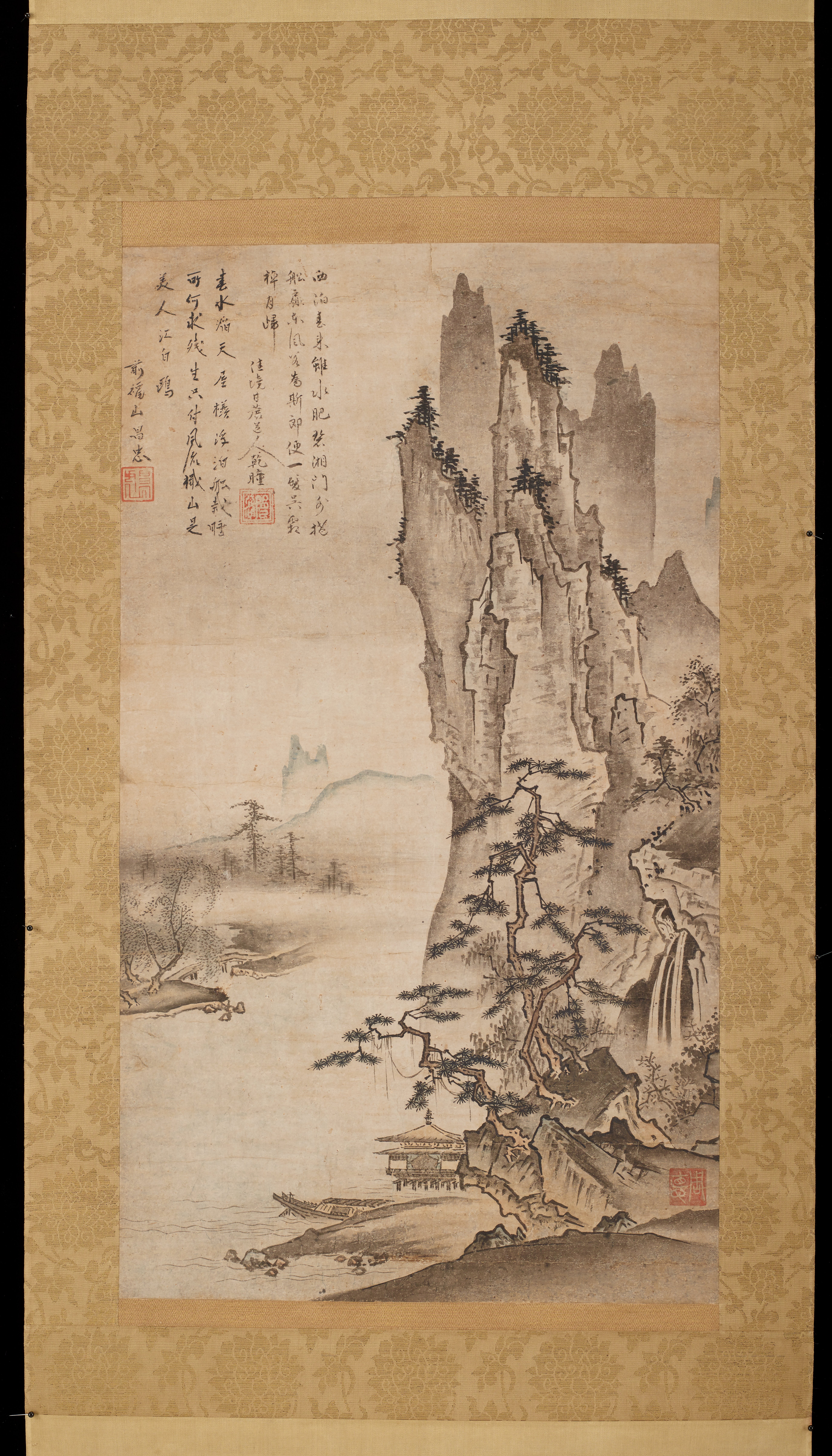 早春山水