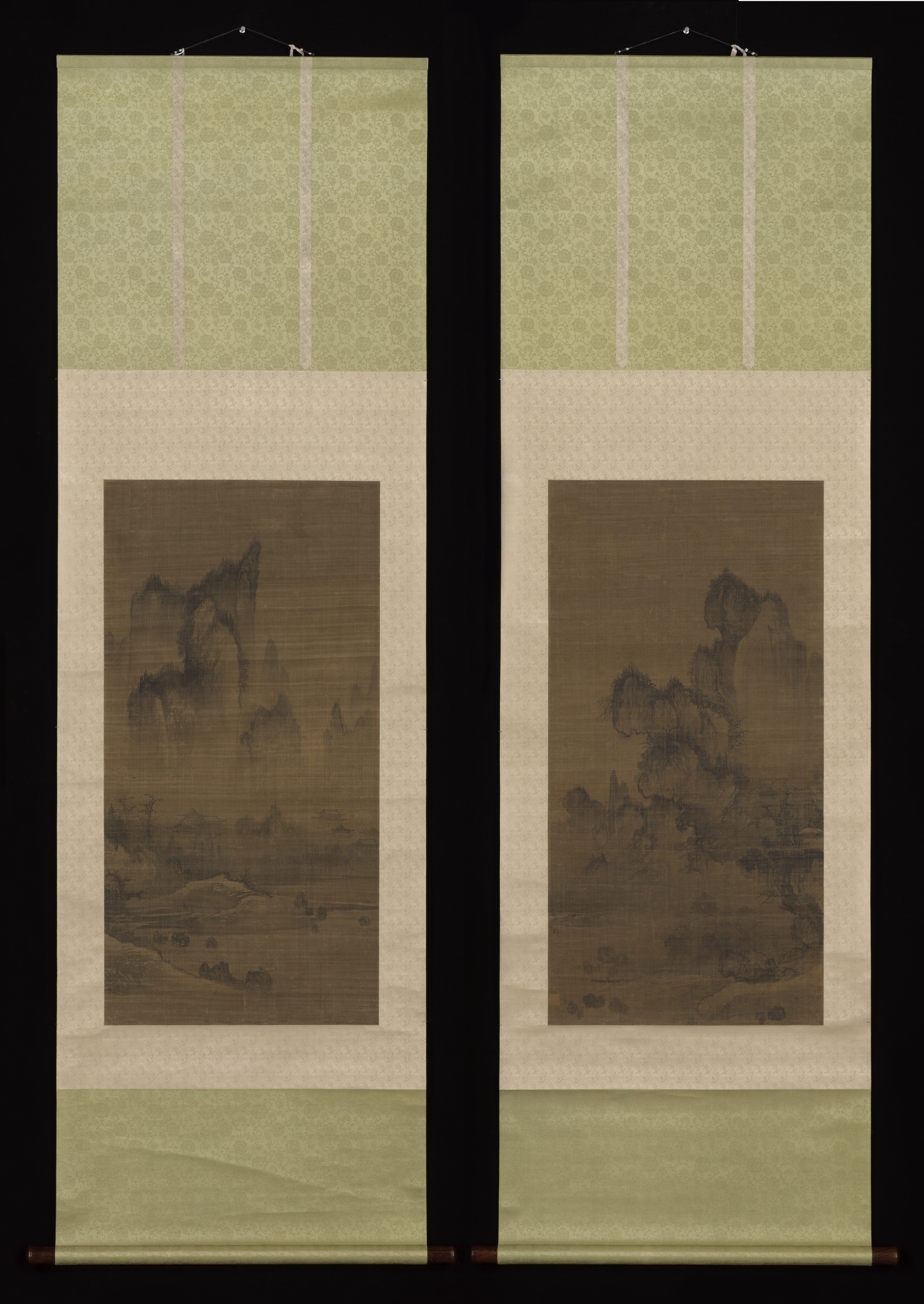 煙寺晩鐘（左）・洞庭秋月（右）